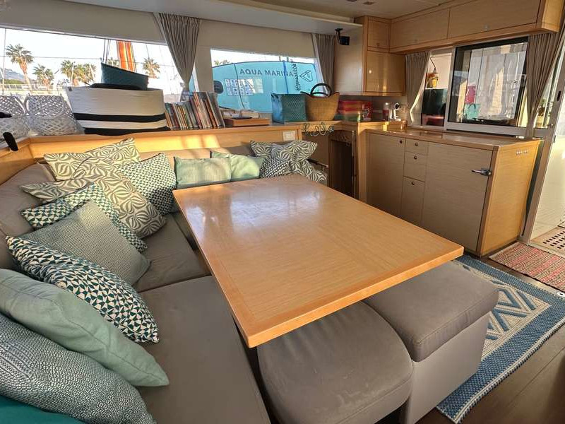 Lagoon 450 Fly — photo 8