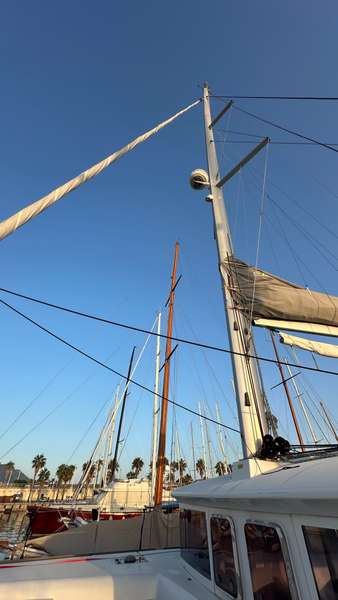 Lagoon 450 Fly — photo 22