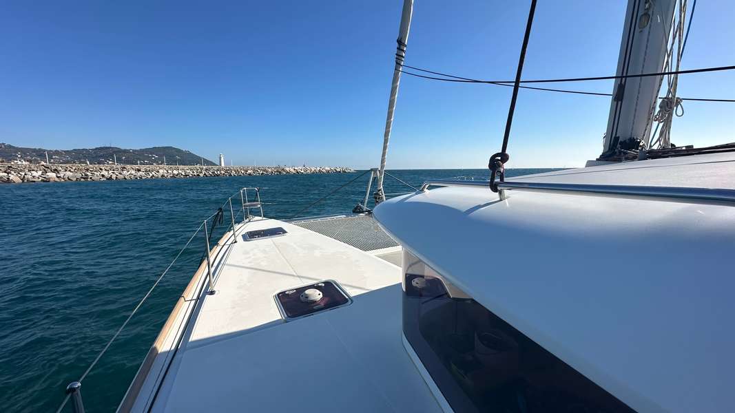 Lagoon 450 Fly — photo 13