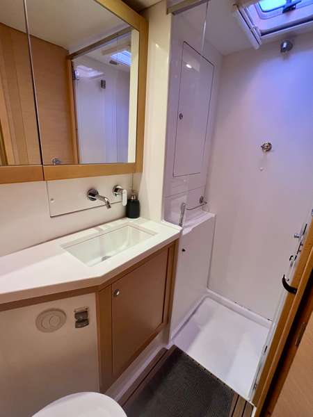 Lagoon 450 Fly — photo 25