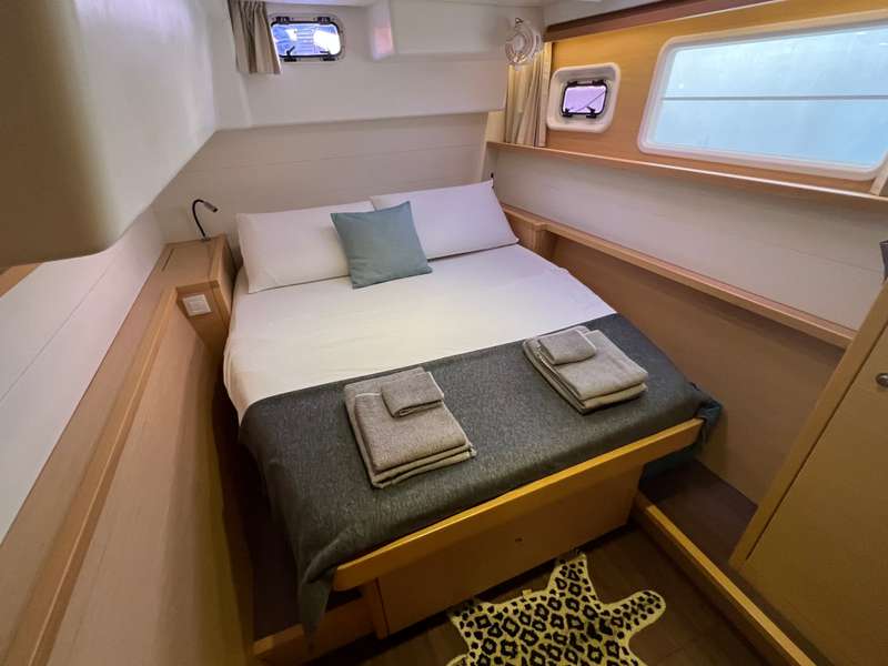 Lagoon 450 Fly — photo 6