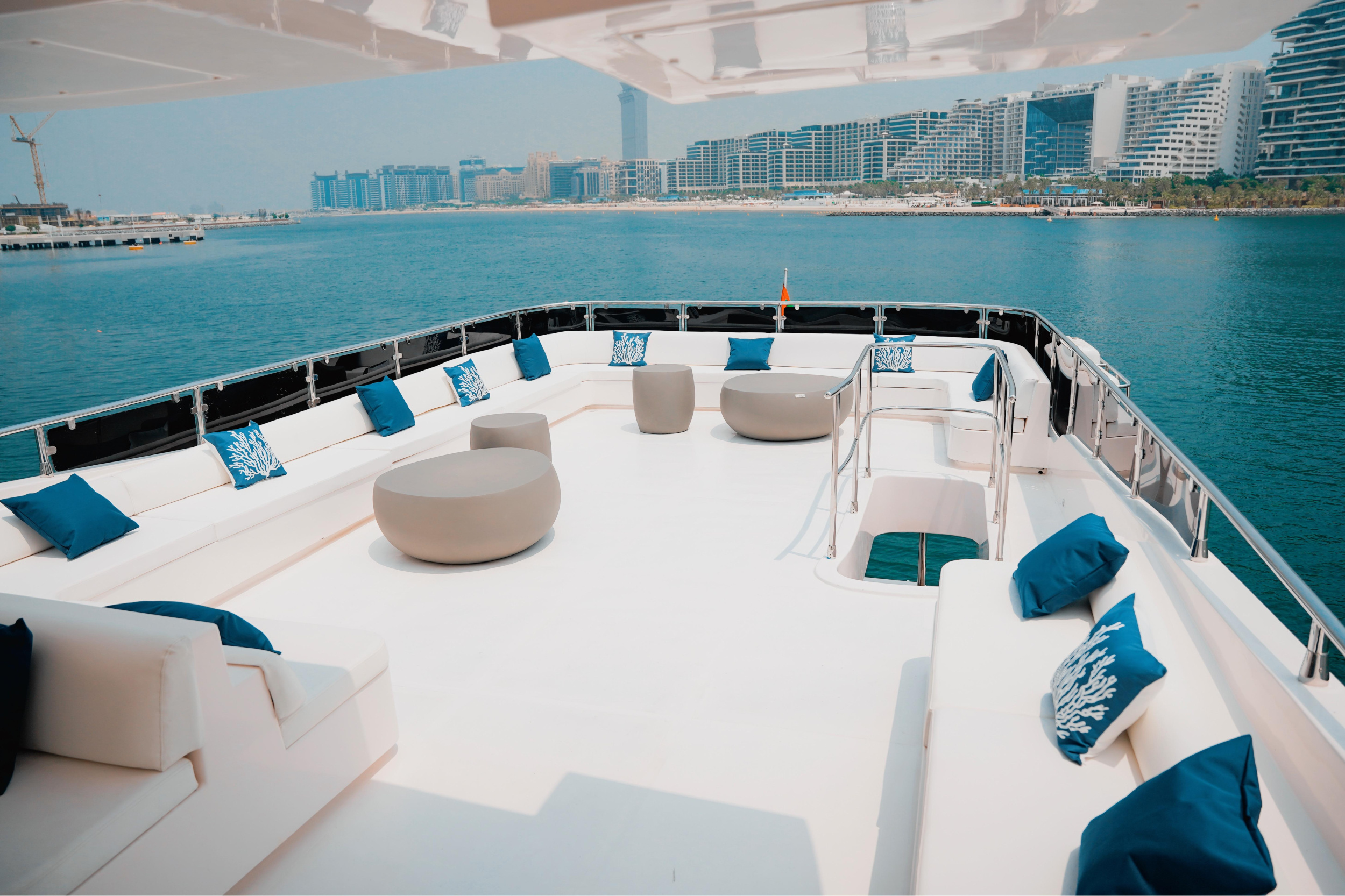 Luxury Motor Yacht X35 — photo 17