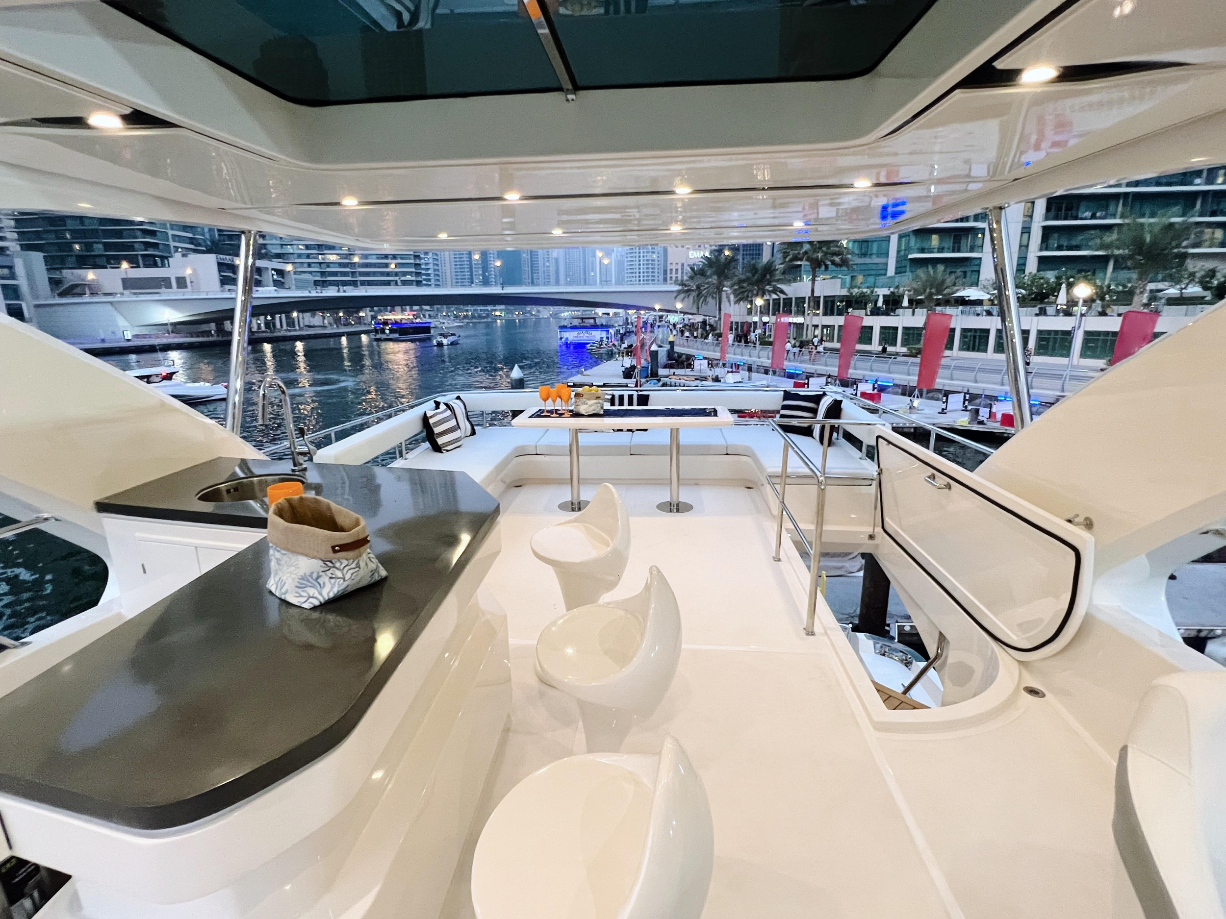 Luxury Motor Yacht X32 — photo 10
