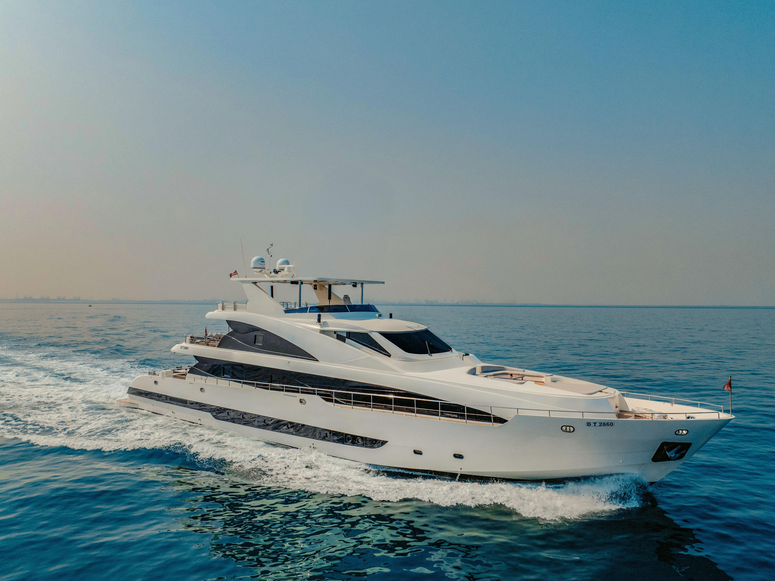 Luxury Motor Yacht S — photo 1