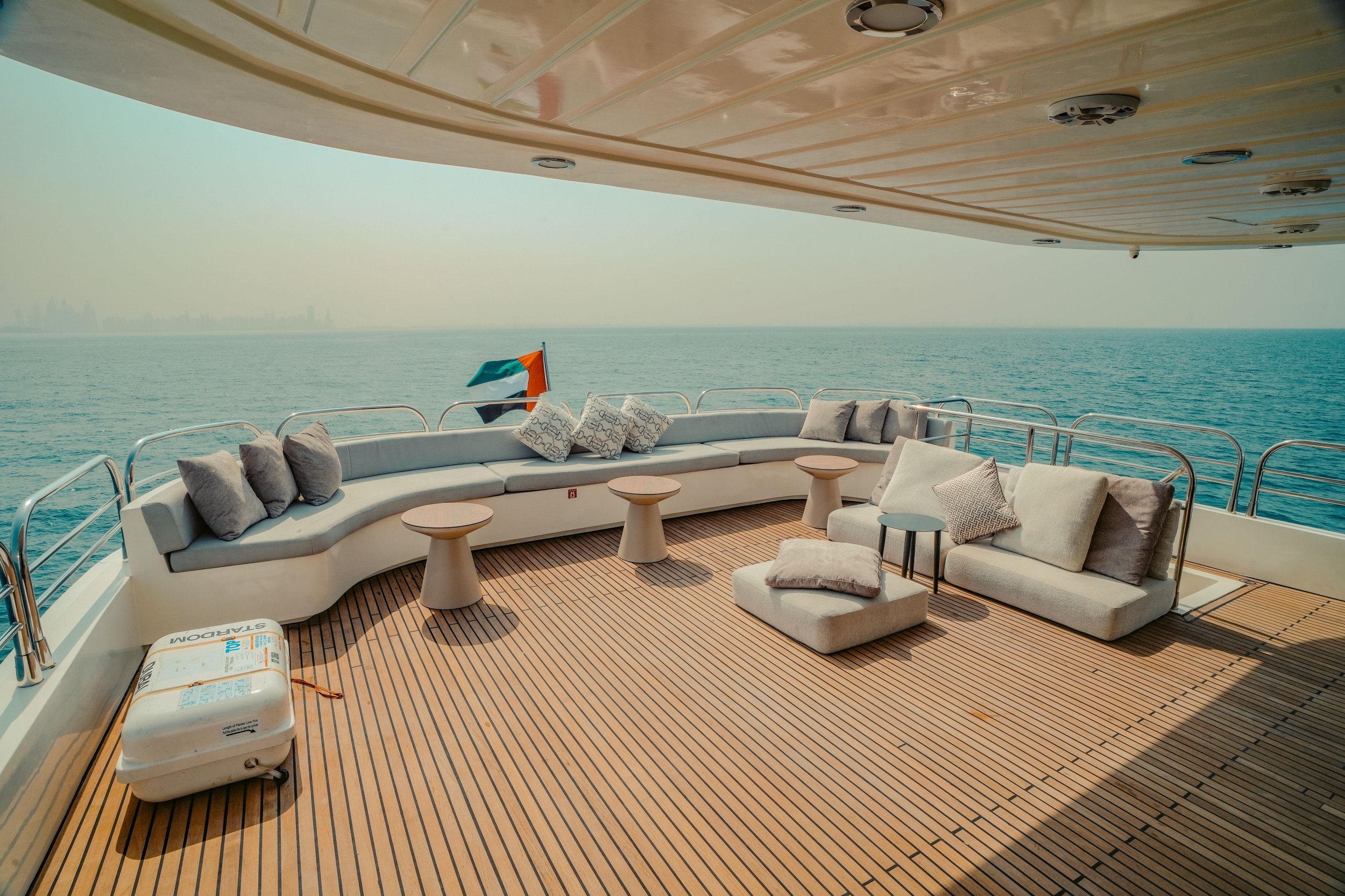 Luxury Motor Yacht S — photo 31