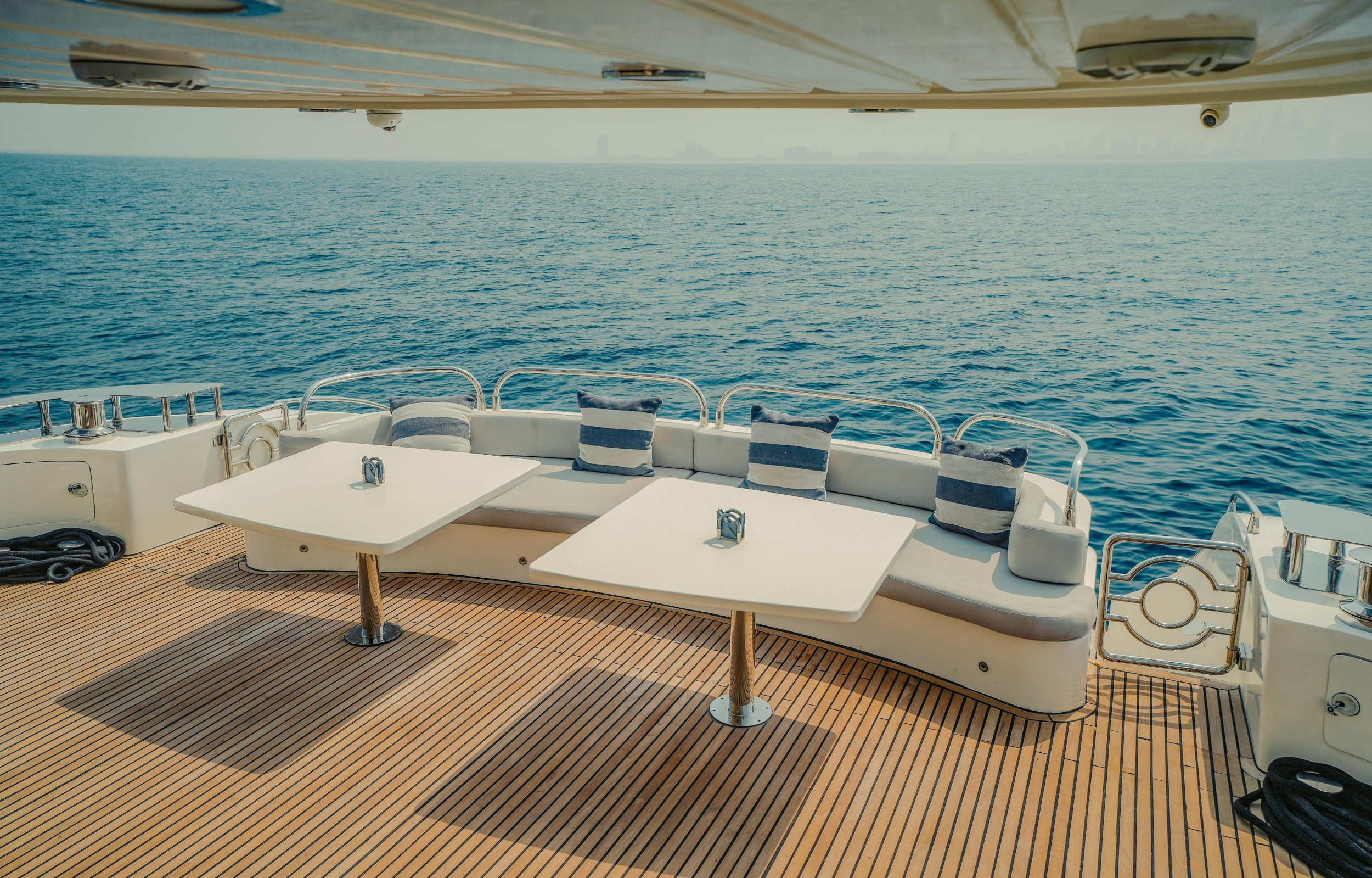 Luxury Motor Yacht S — photo 4