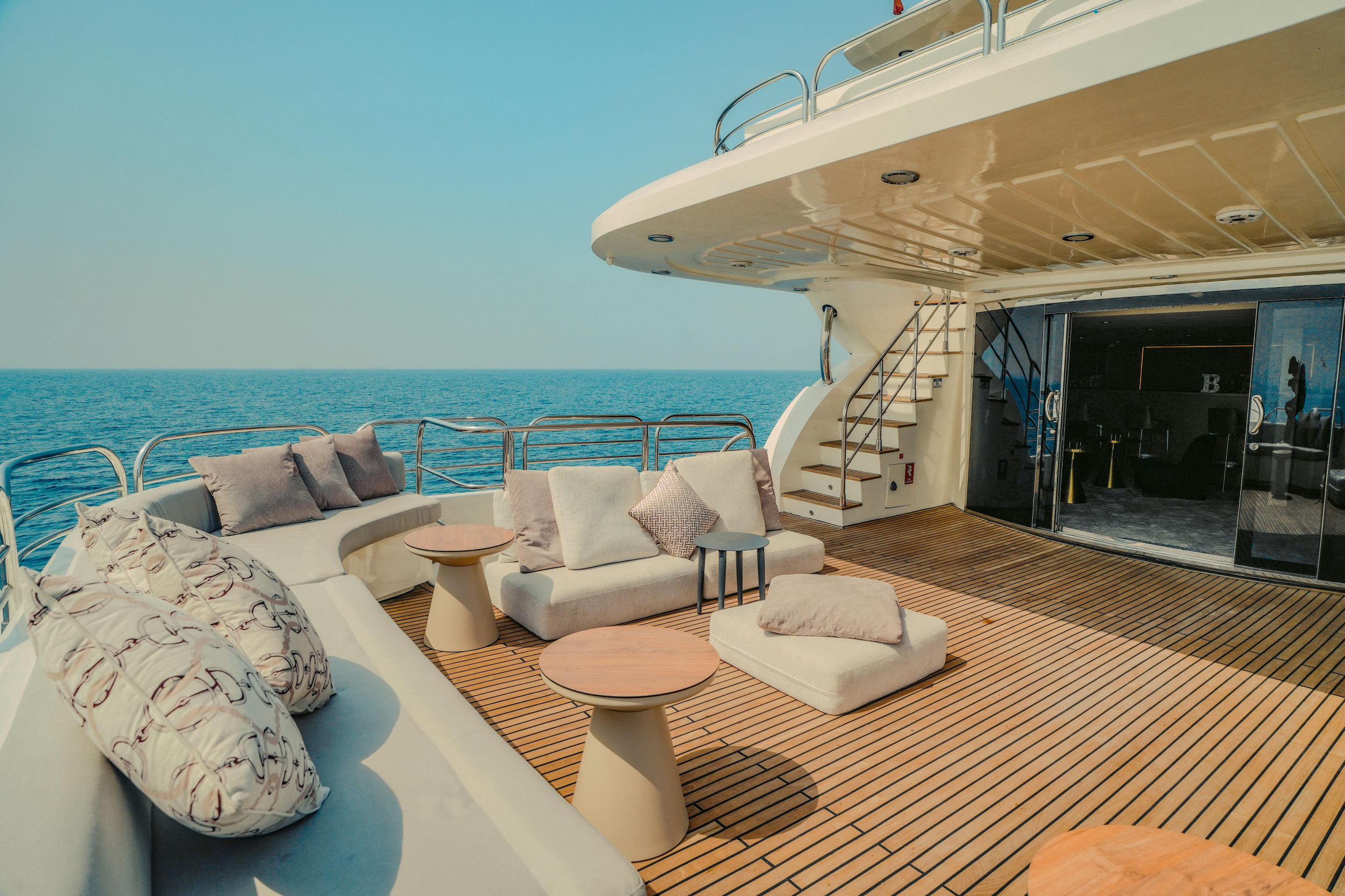 Luxury Motor Yacht S — photo 39