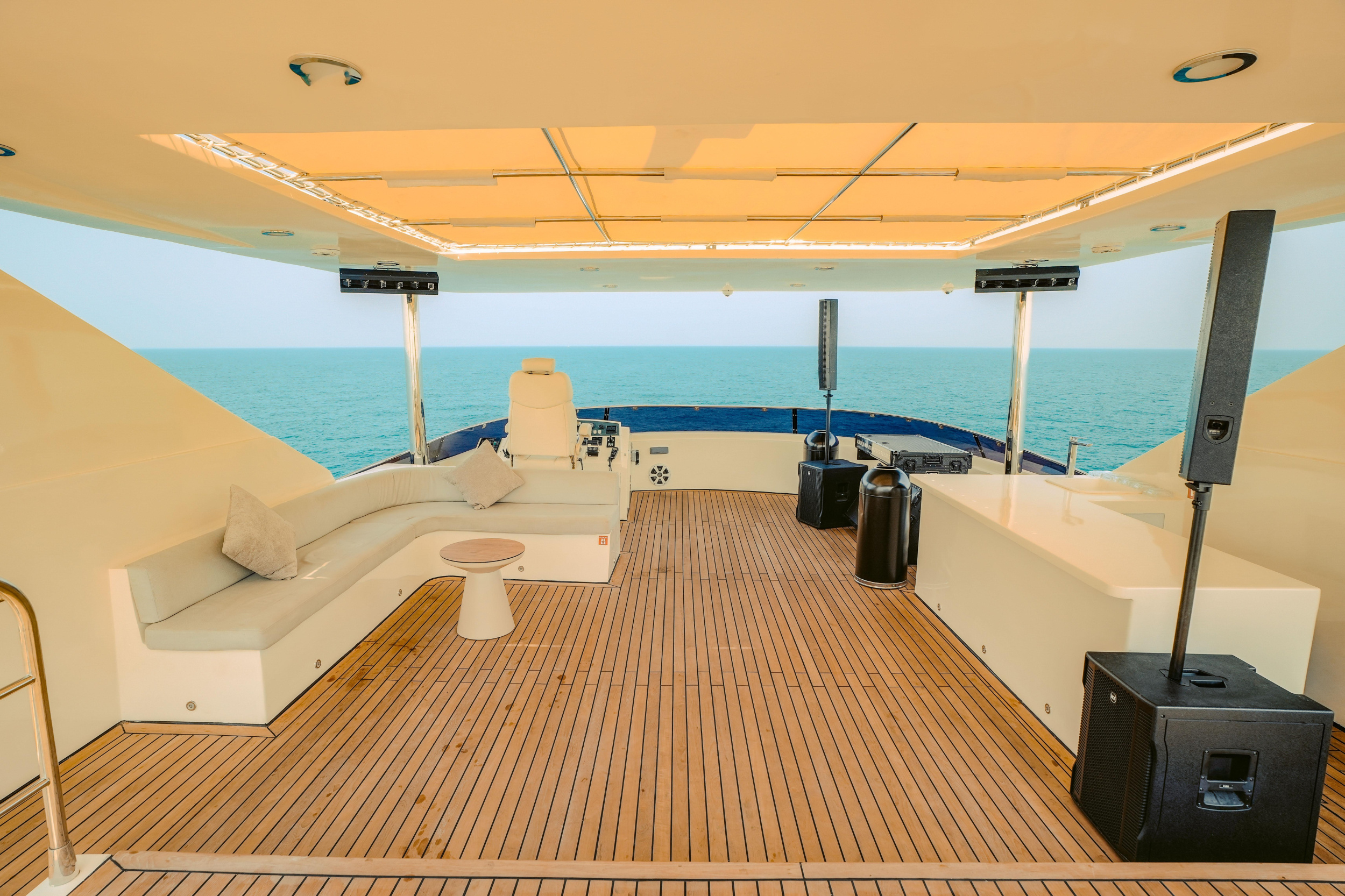 Luxury Motor Yacht S — photo 35