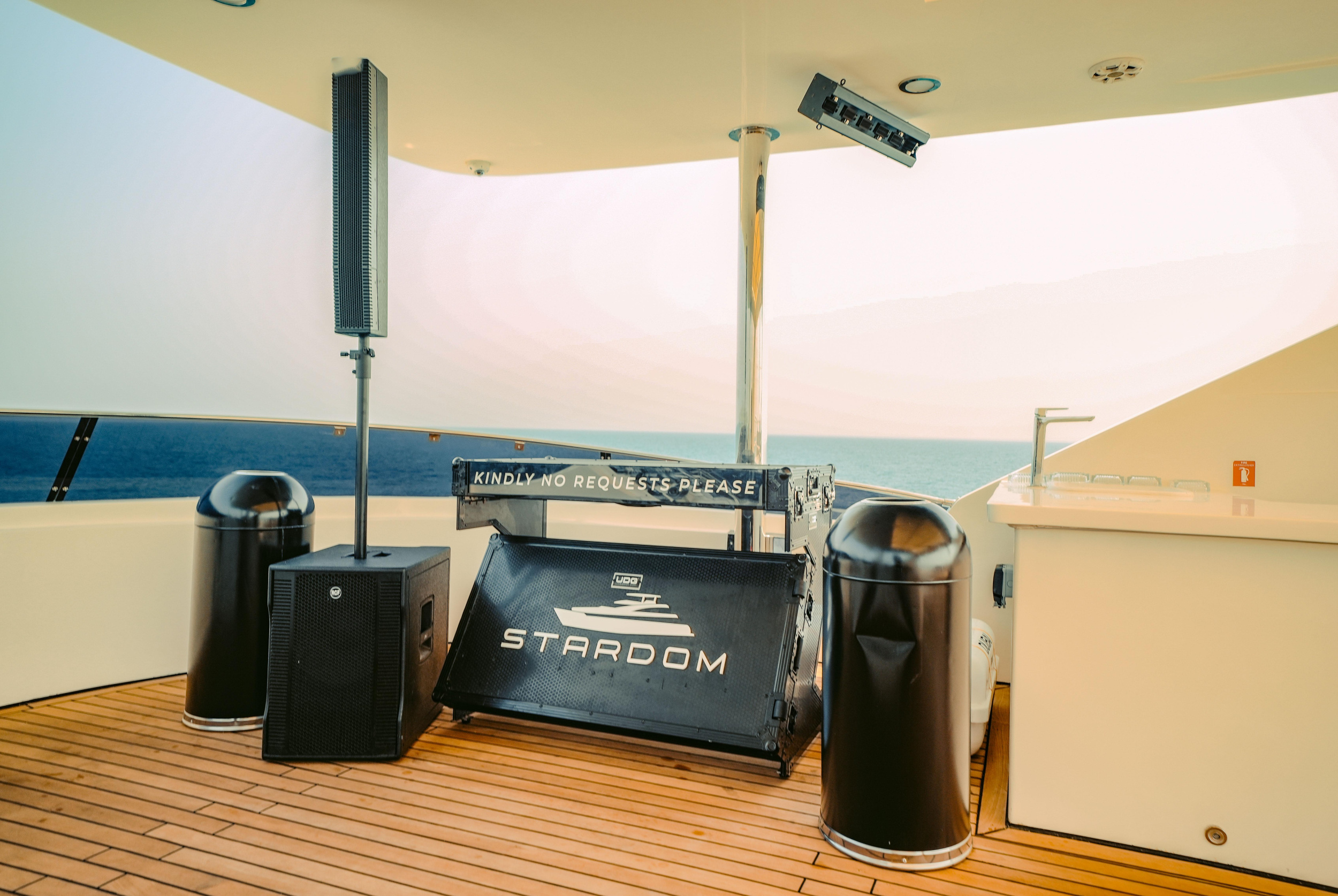 Luxury Motor Yacht S — photo 30
