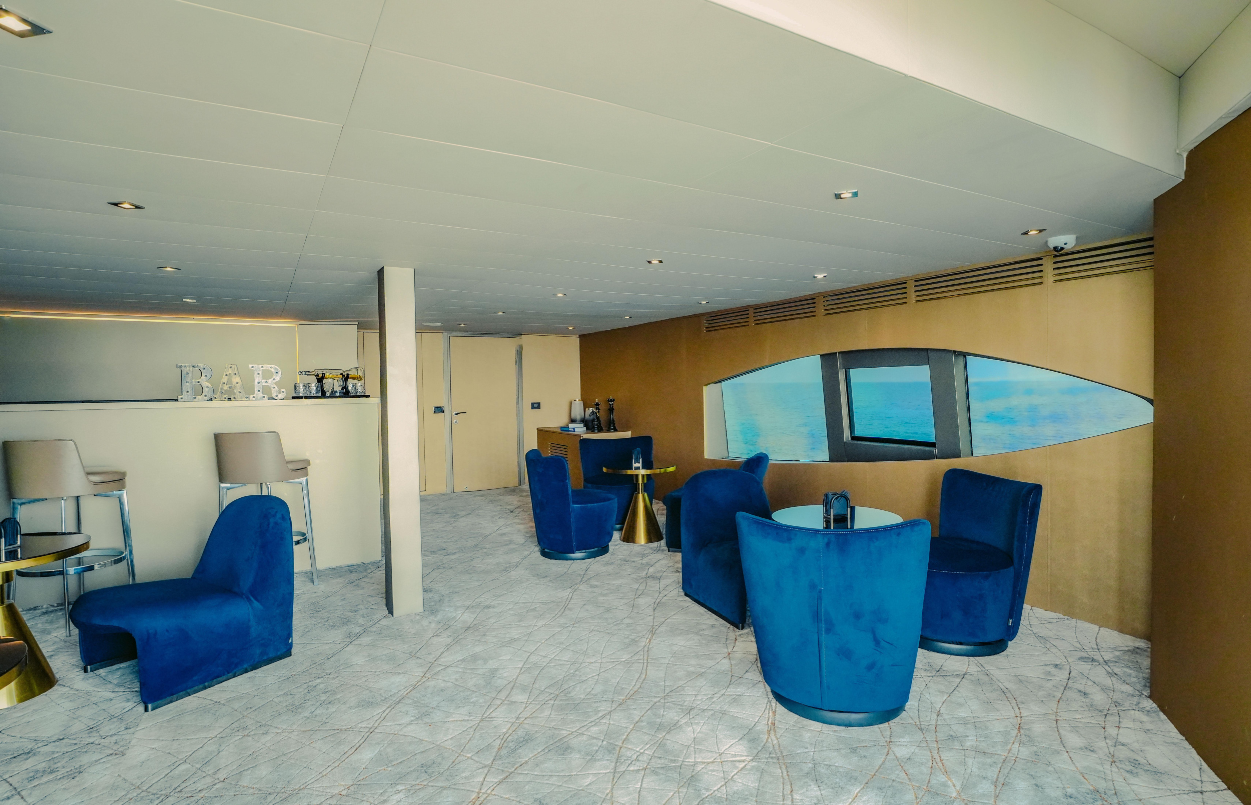 Luxury Motor Yacht S — photo 27