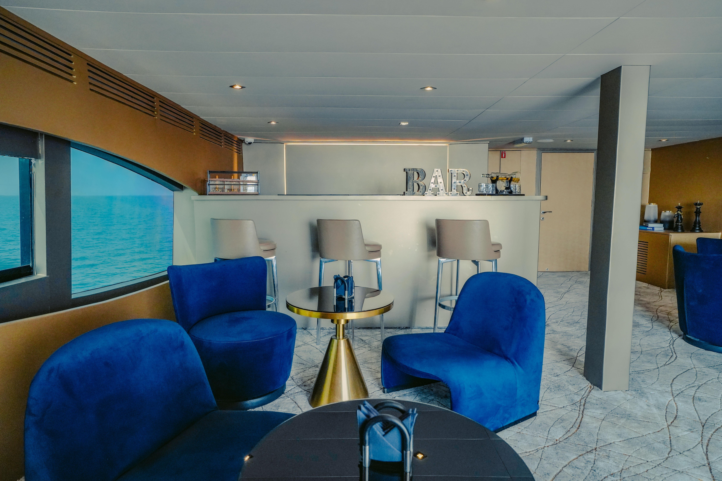 Luxury Motor Yacht S — photo 43