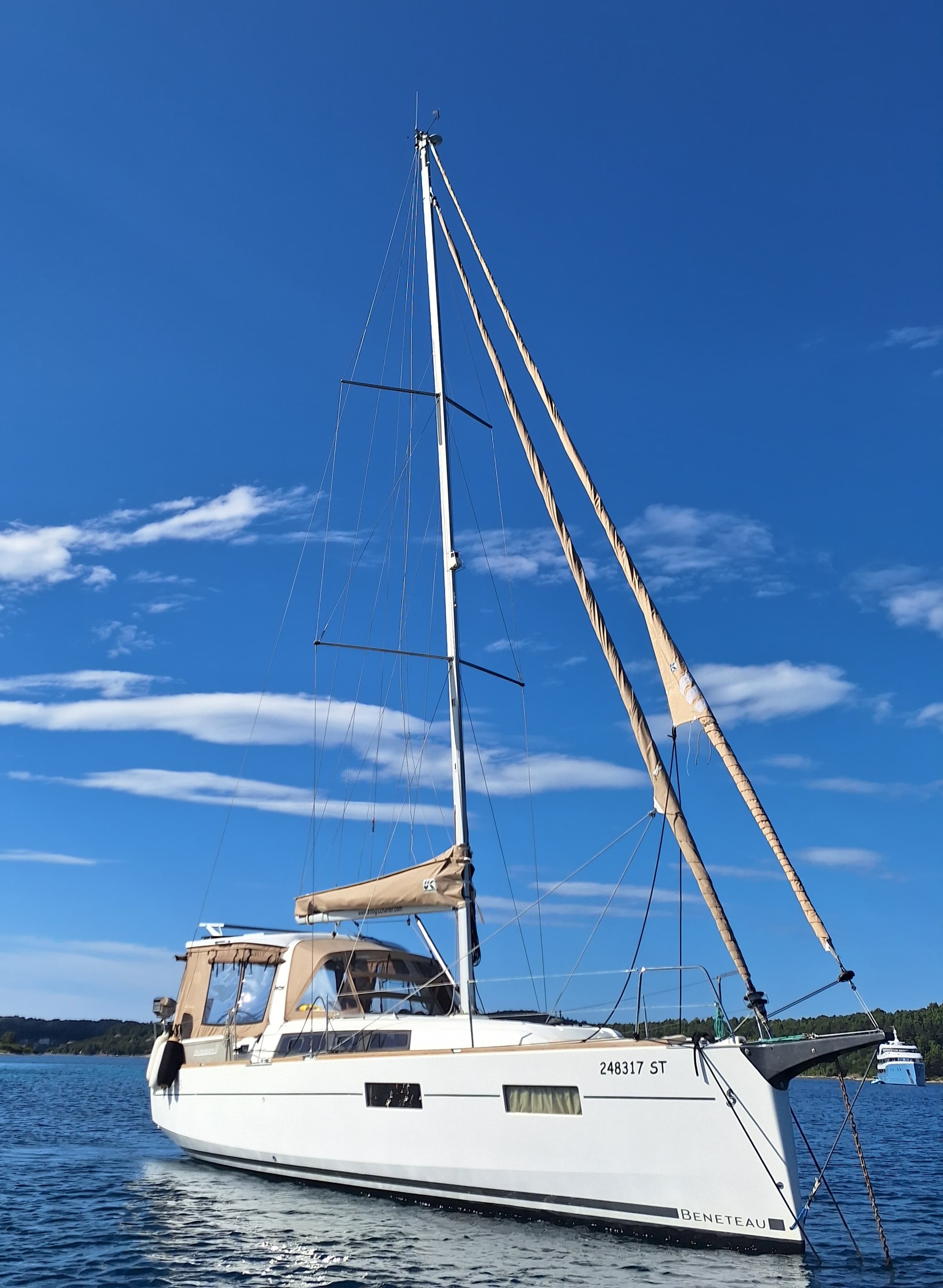 Oceanis 35 R — photo 1