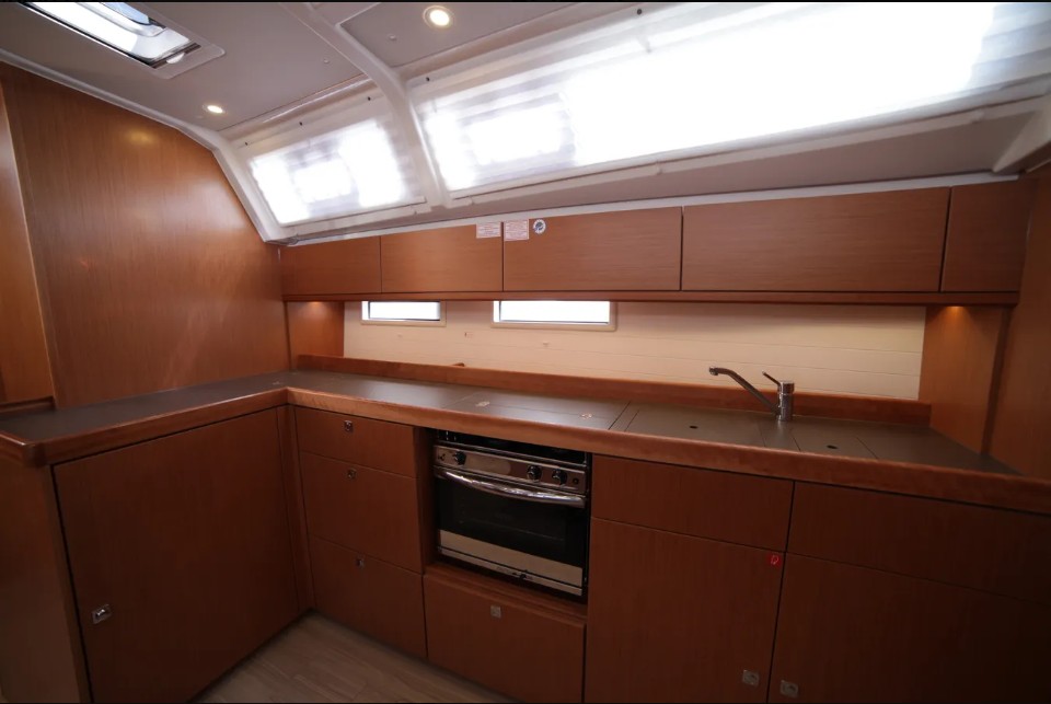 Bavaria 46 Cruiser — photo 4