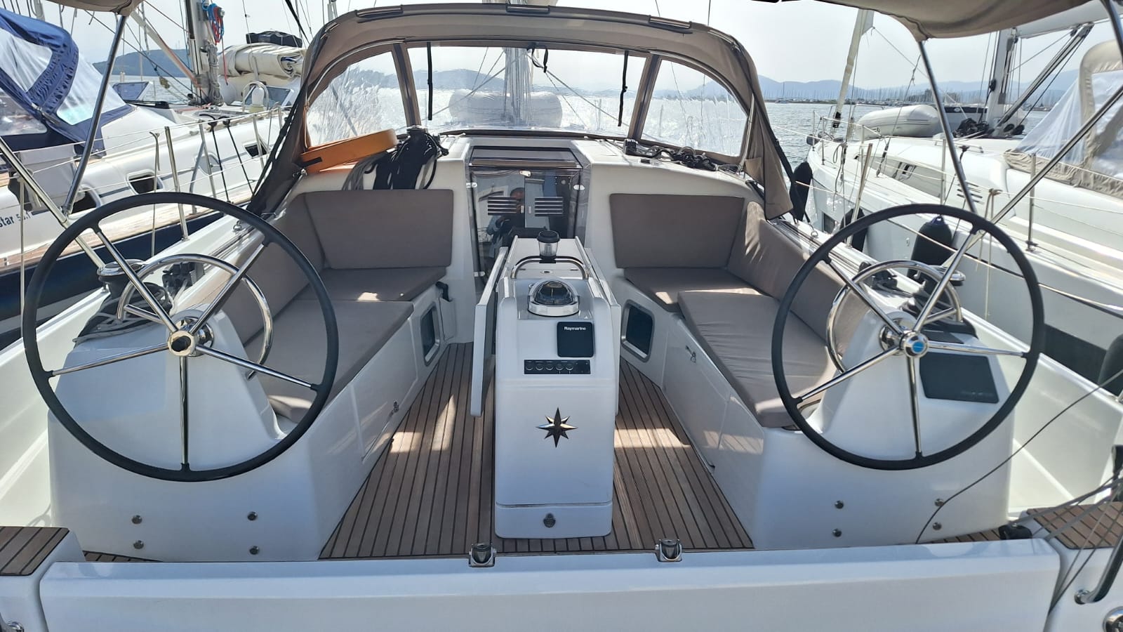 Sun Odyssey 410 — photo 24