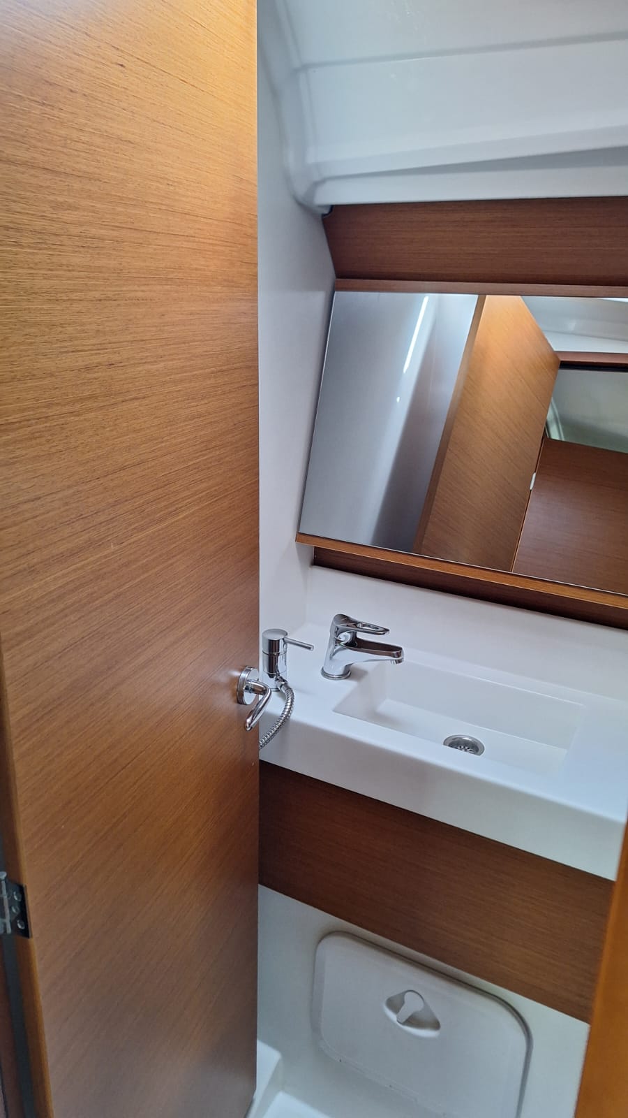 Sun Odyssey 410 — photo 4