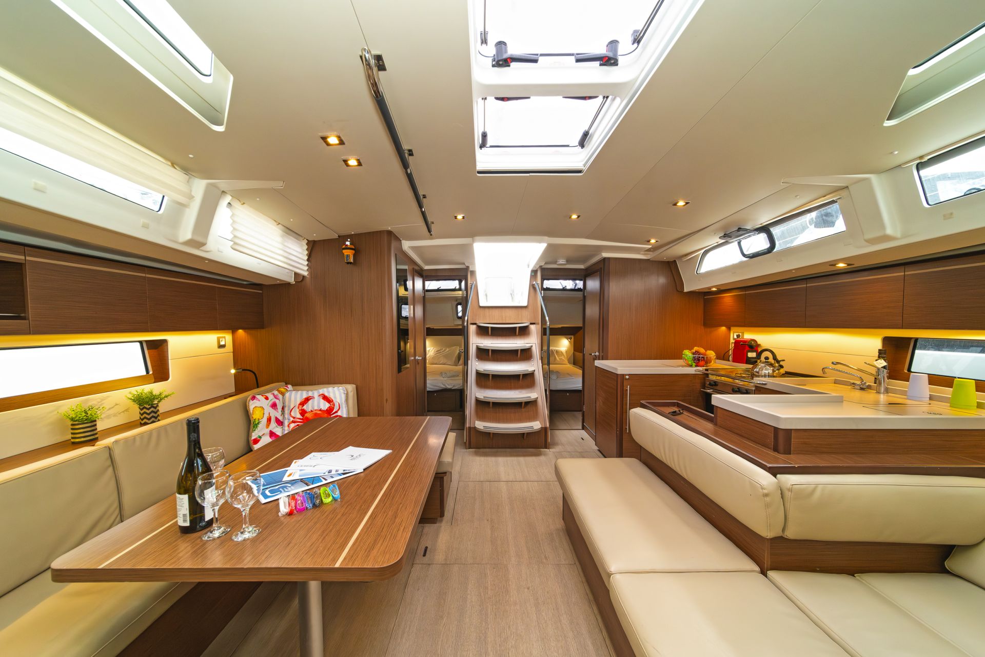 Oceanis 51.1 (5+1 cab) & GEN — photo 12