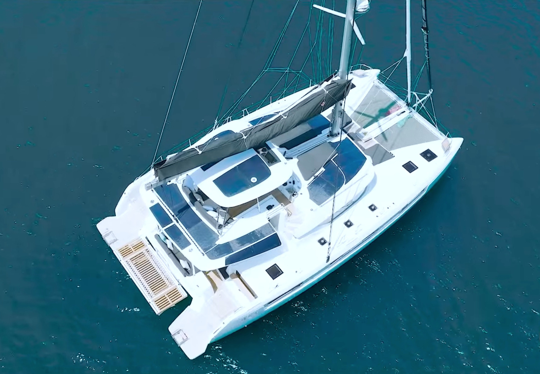 Lagoon 51 — photo 25
