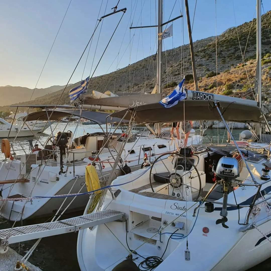 Bavaria 38 — photo 6