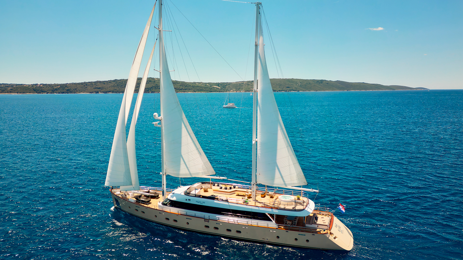 Luxury Motor Sailer M — photo 16