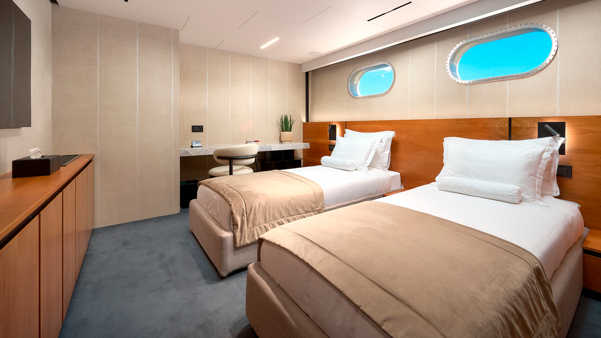 Luxury Motor Sailer M — photo 37