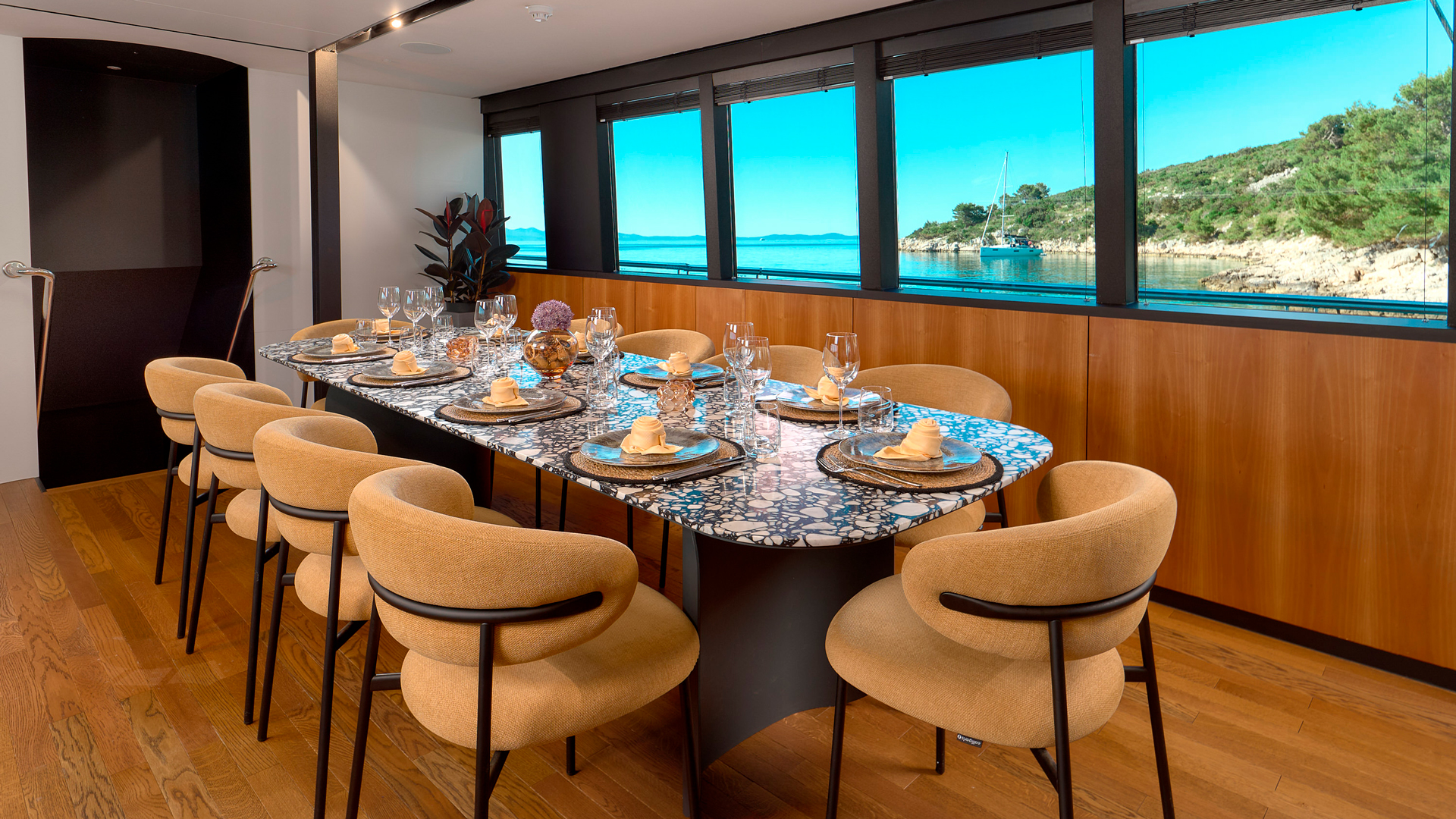 Luxury Motor Sailer M — photo 13
