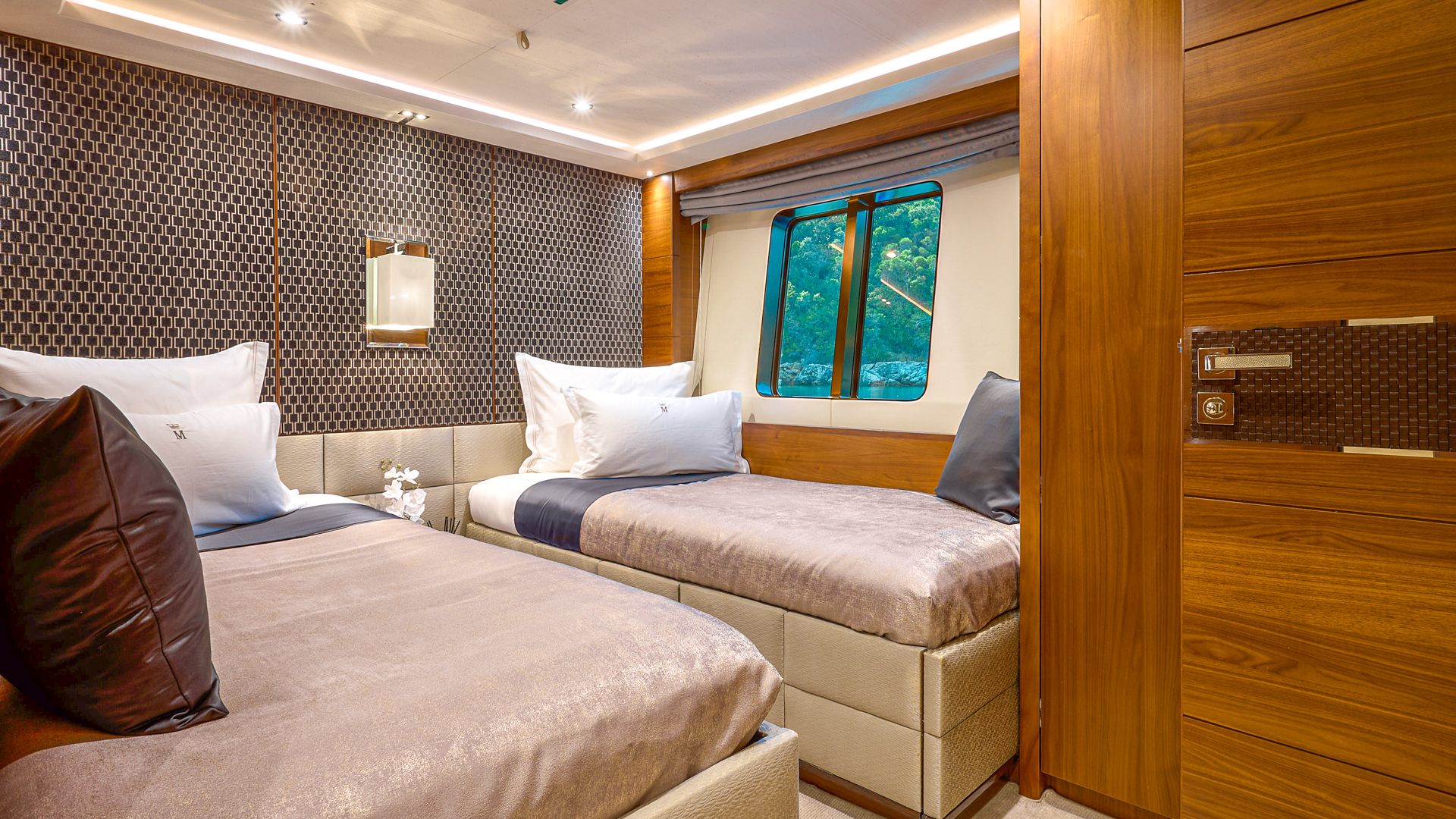 Princess 40m — photo 15
