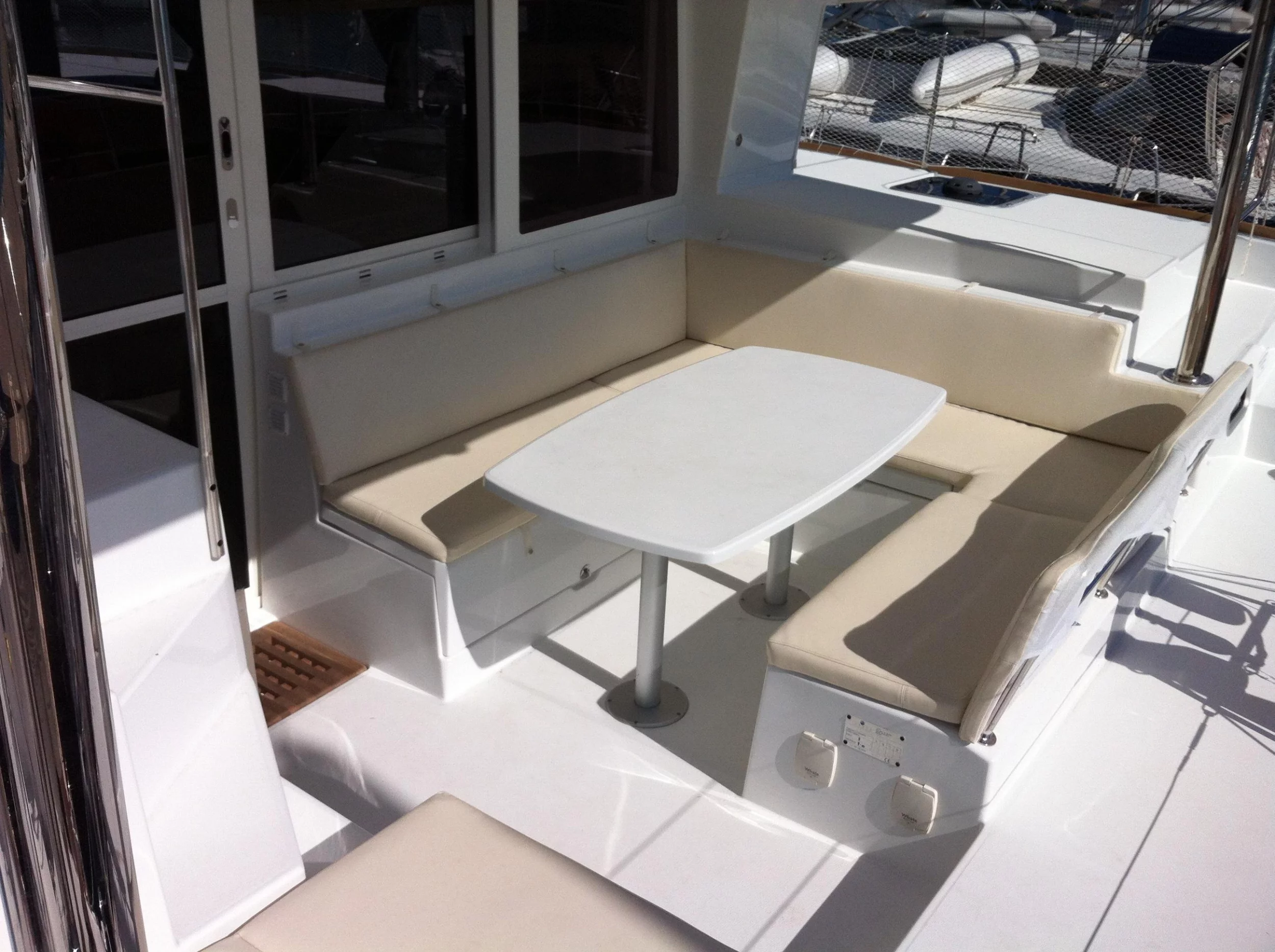 Lagoon 400 S2 (Evelina) photo - 27