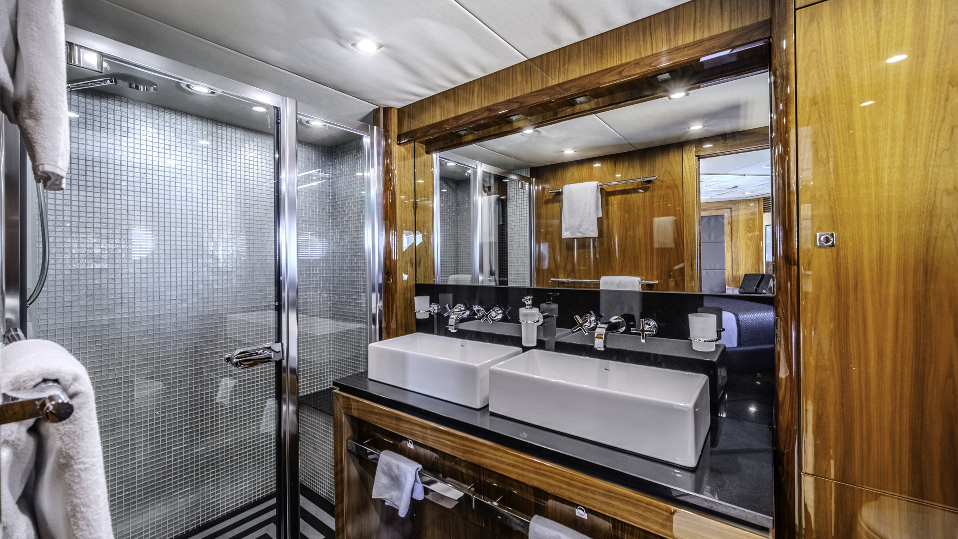 Sunseeker Yacht 34M — photo 15