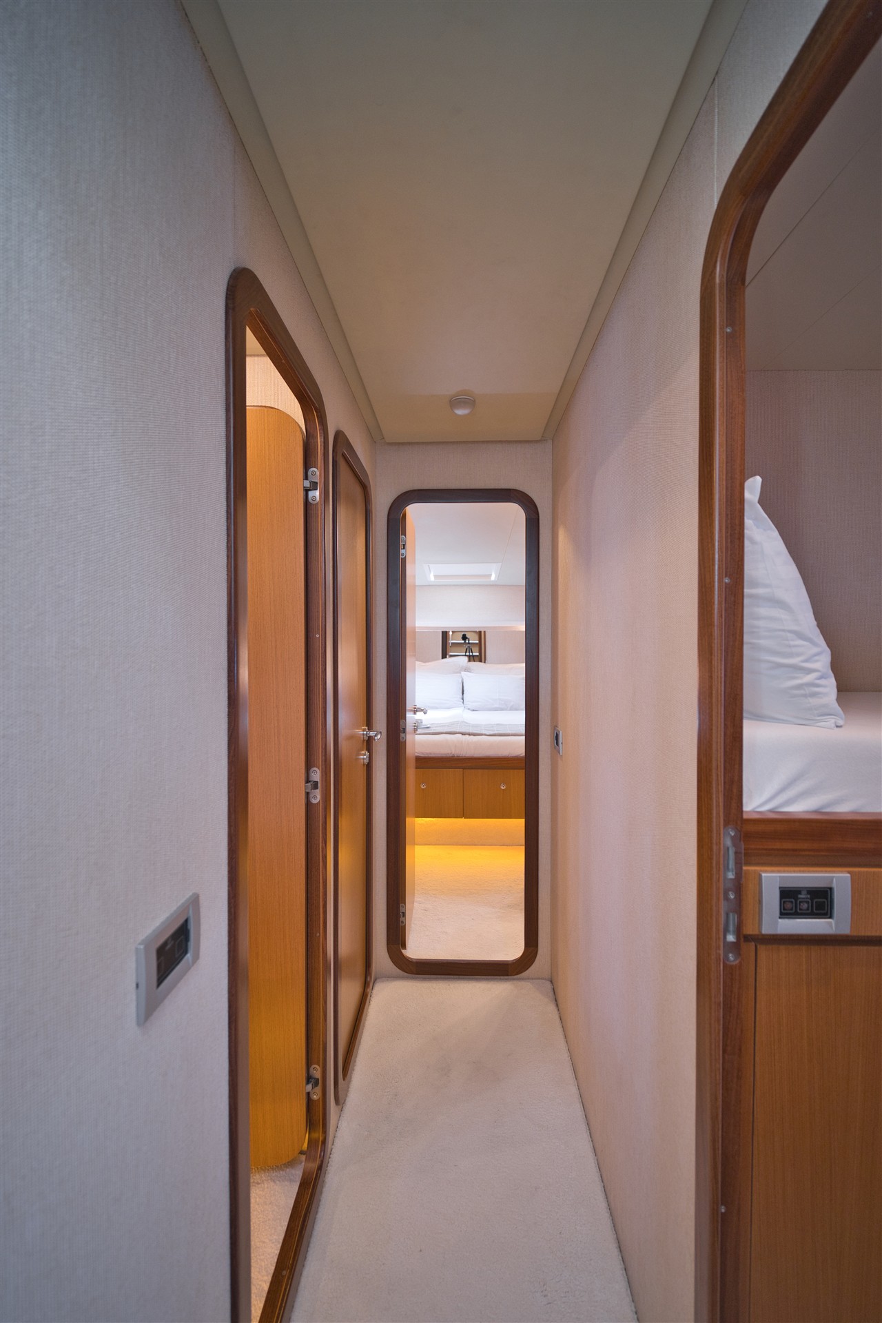 Ferretti 681 — photo 44