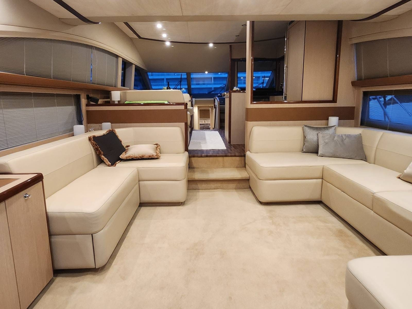 Princess 62 — photo 10