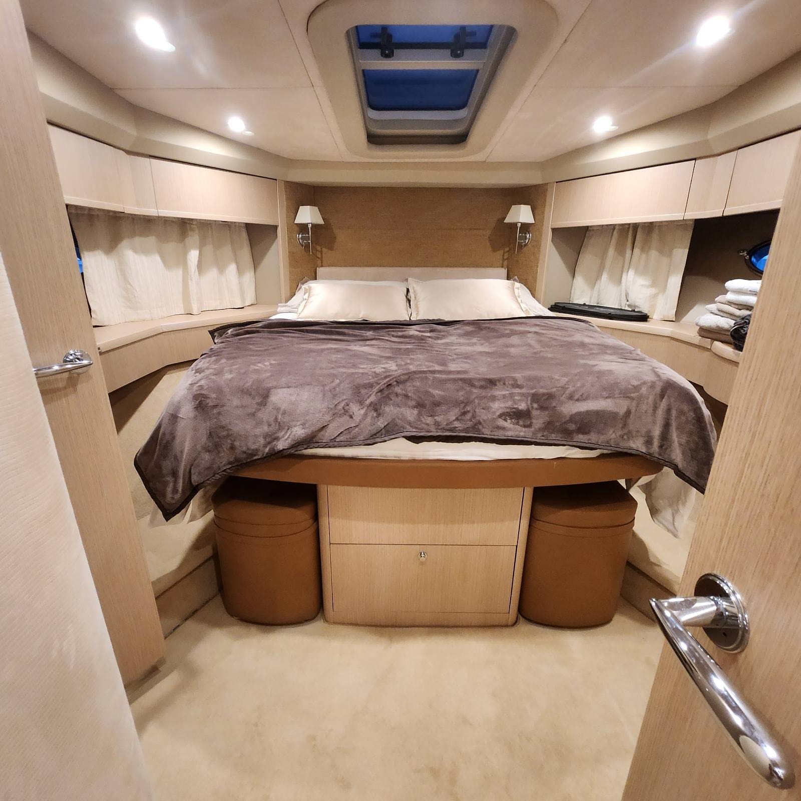 Princess 62 — photo 9