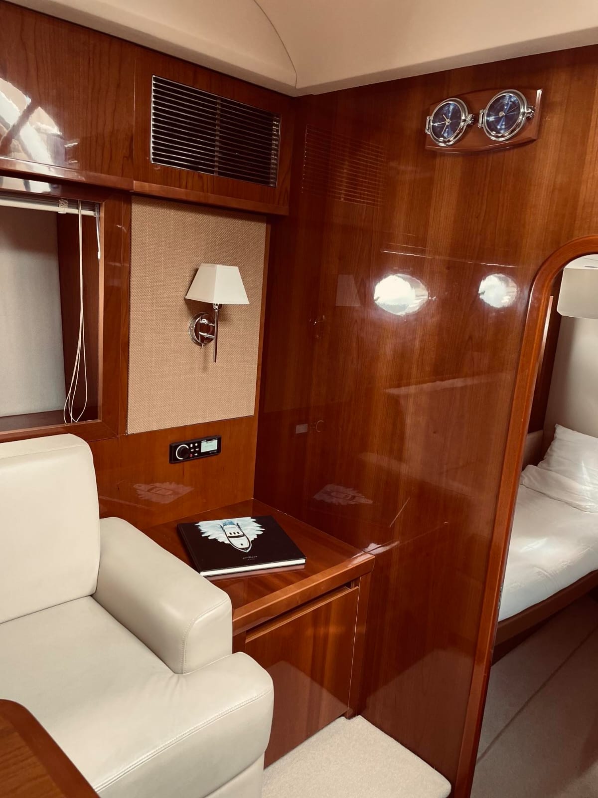 Princess V53 — photo 8