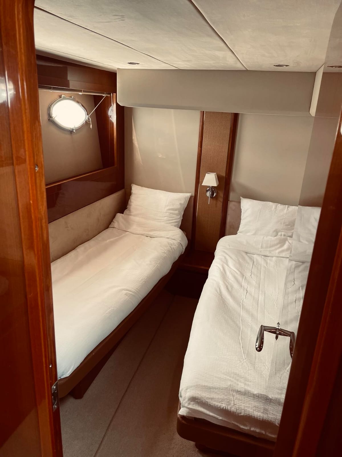 Princess V53 — photo 10