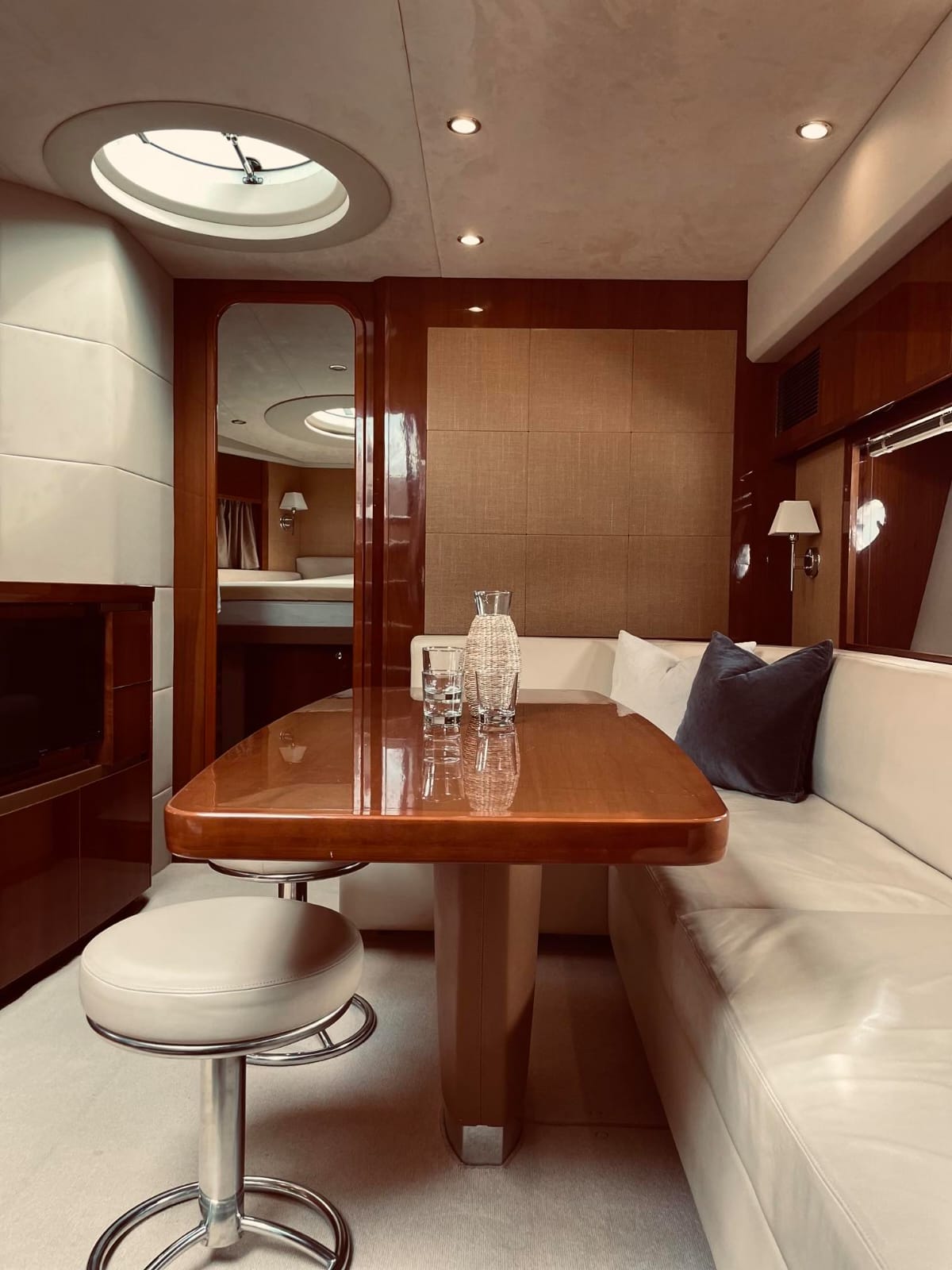 Princess V53 — photo 16