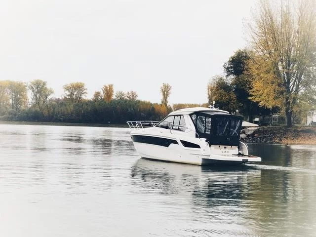 Bavaria Sport 330 HT (SUNSET)  - 3