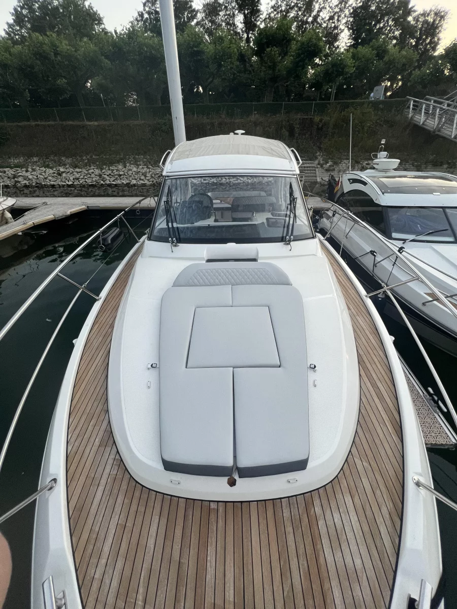 Bavaria Sport 330 HT (SUNSET)  - 12