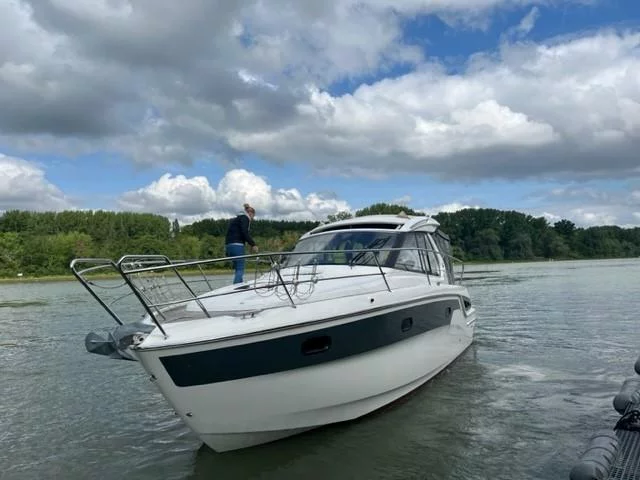 Bavaria Sport 330 HT (SUNSET)  - 9