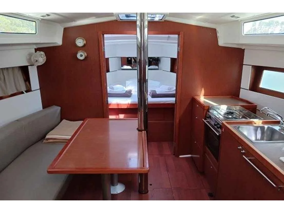Oceanis 38.1 (JANNET New Sails 2025) Interior image - 7