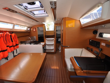 Sun Odyssey 409 — photo 12
