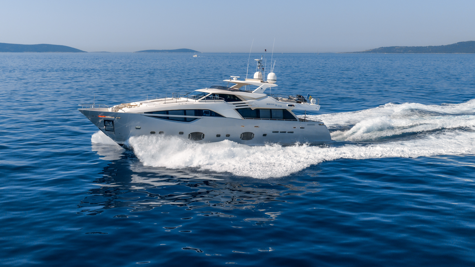Motoryacht P — photo 20