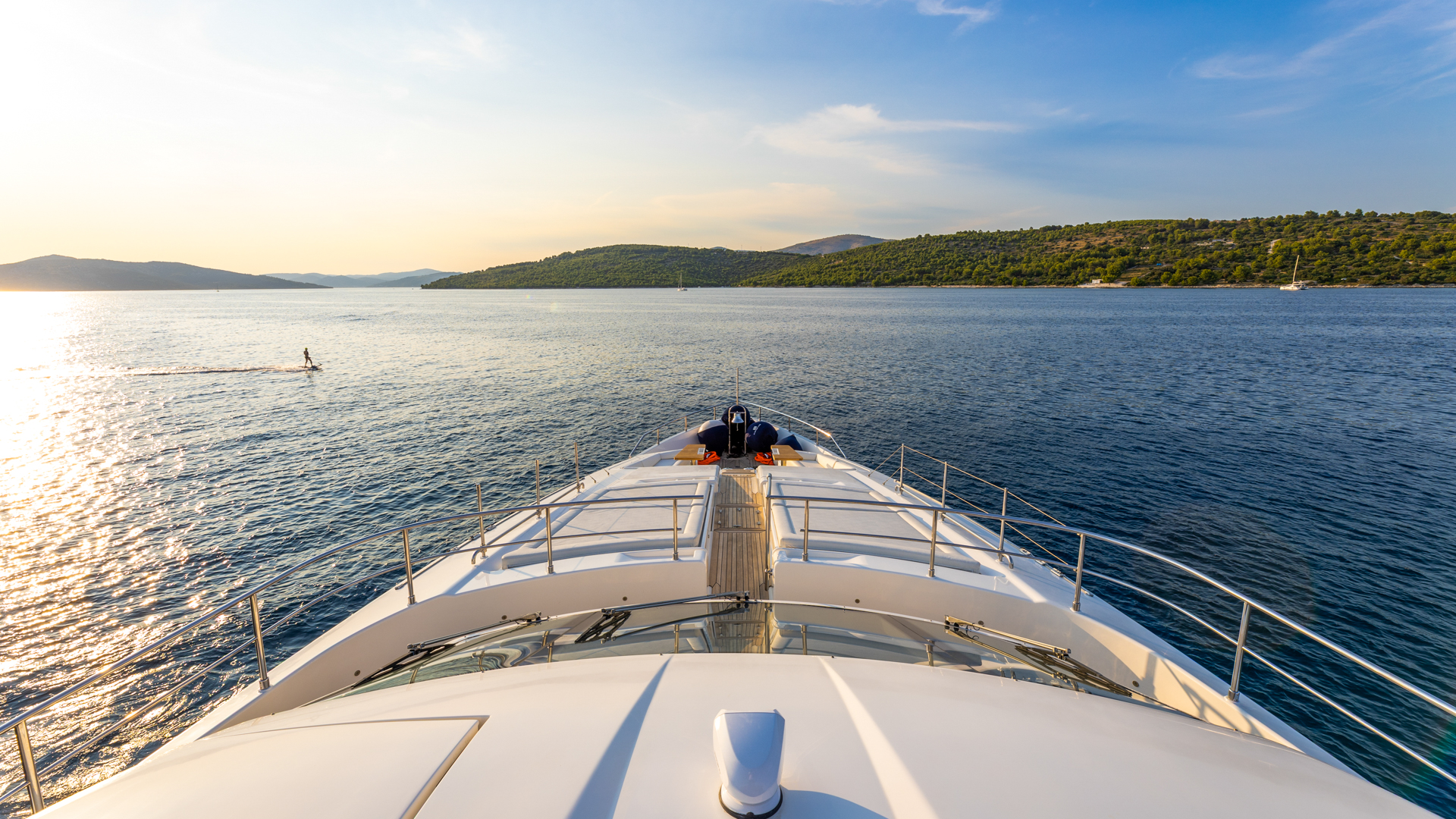 Motoryacht P — photo 22
