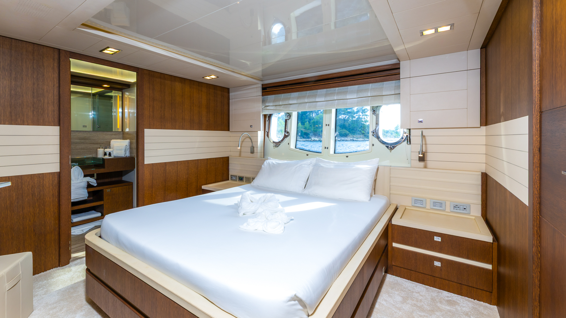Motoryacht P — photo 8