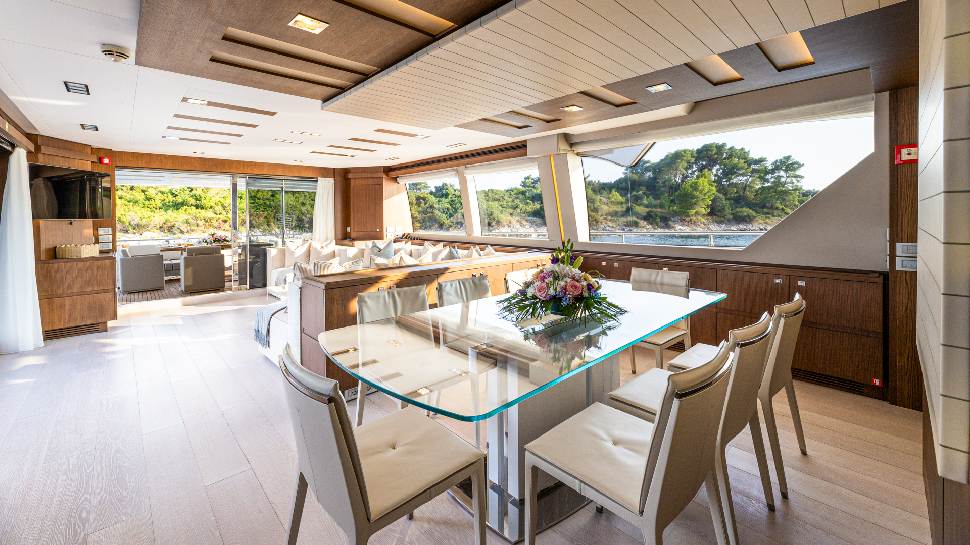 Motoryacht P — photo 4