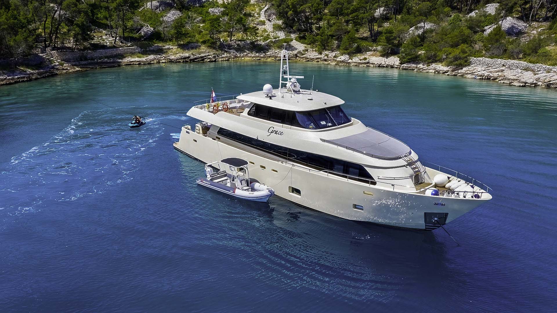 Motoryacht G — photo 28