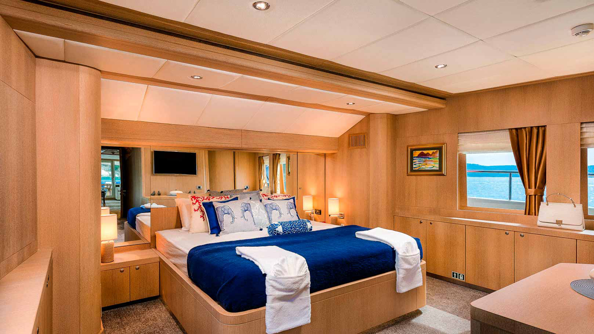 Motoryacht G — photo 18