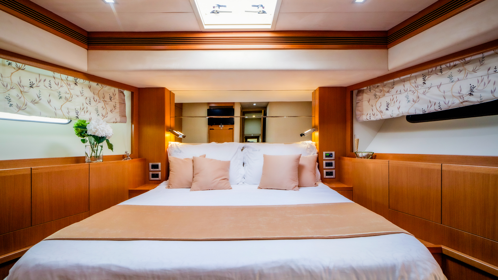 Ferretti 780 — photo 16