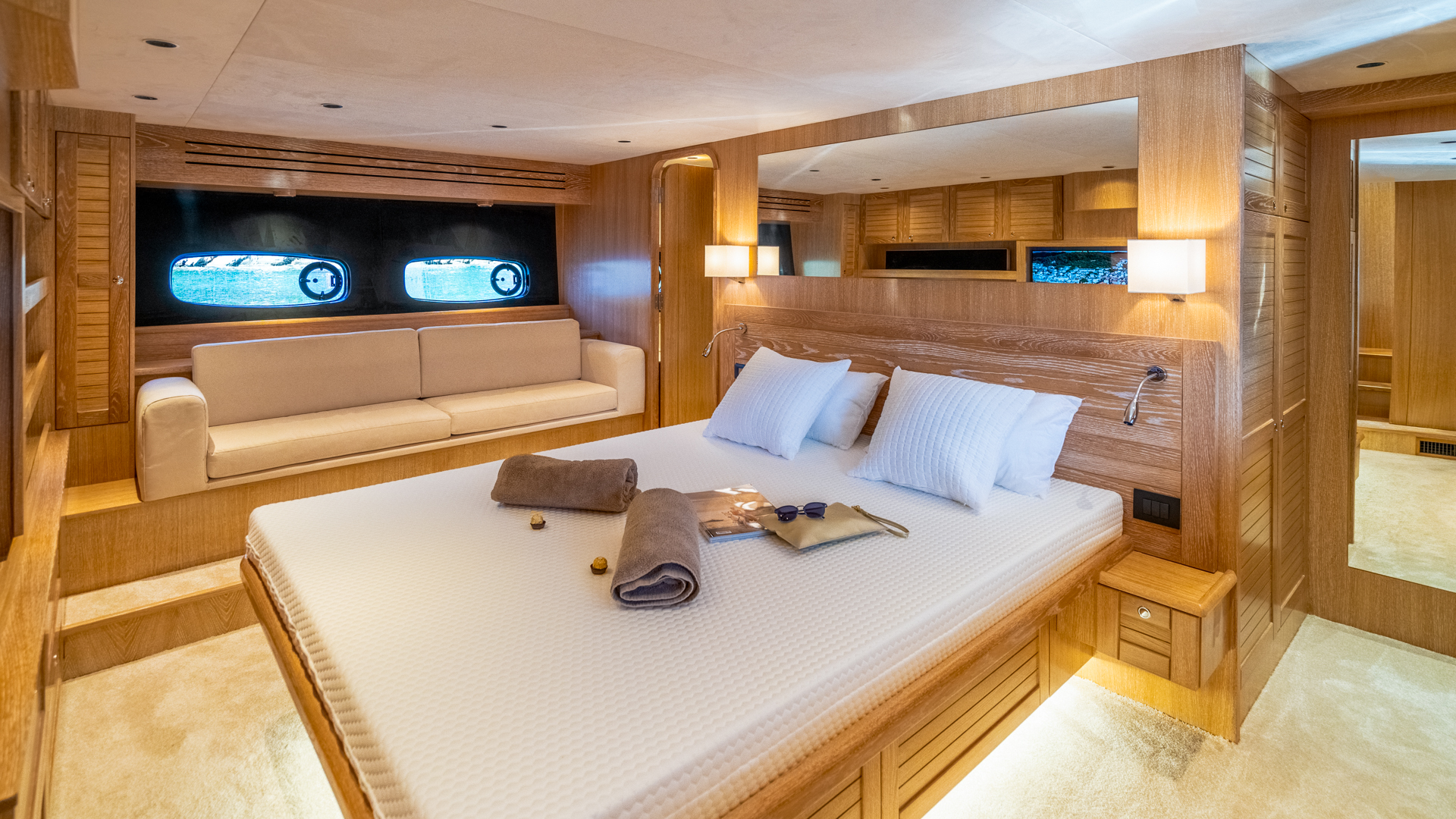 Motoryacht C9 — photo 13