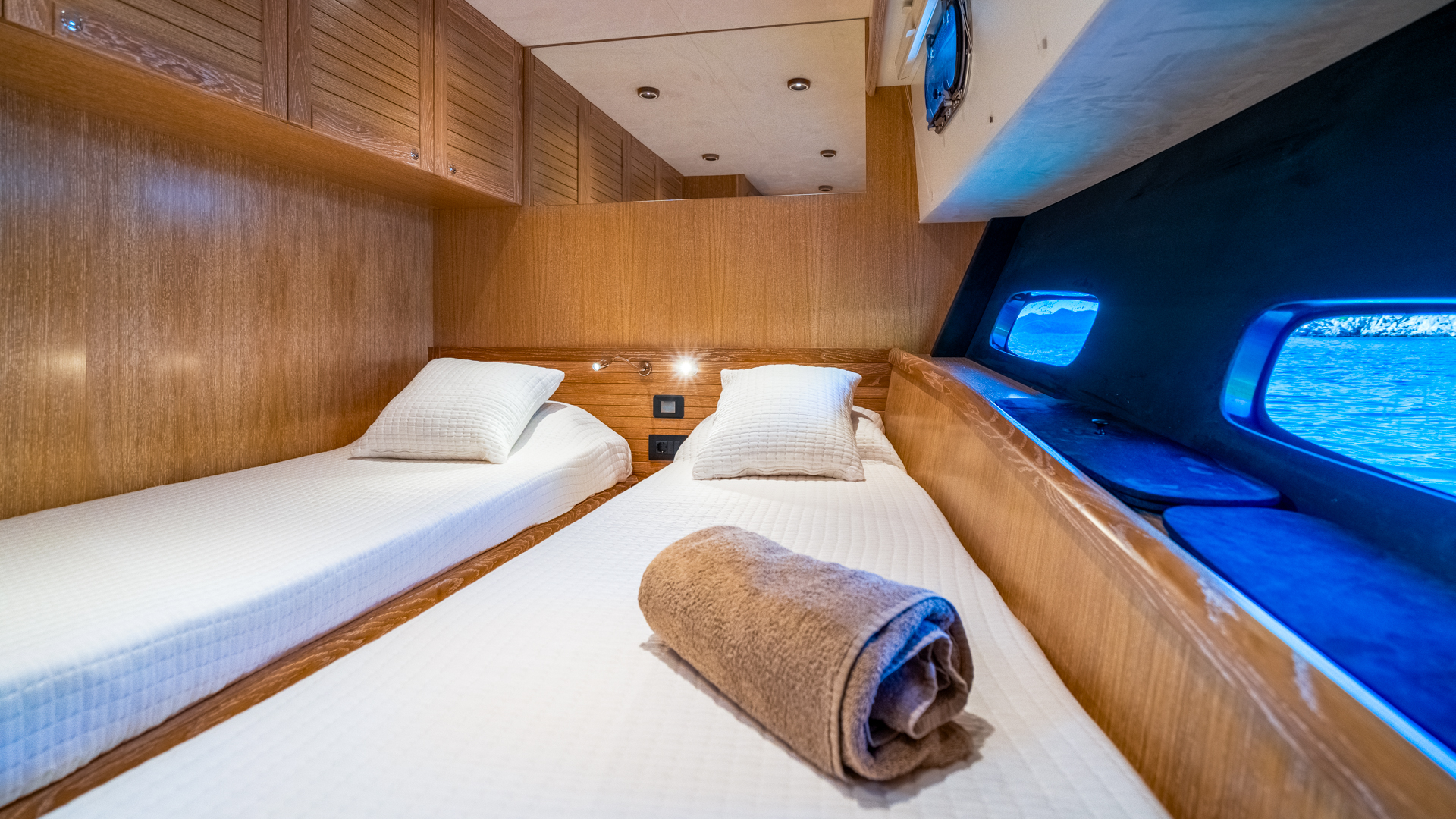Motoryacht C9 — photo 5