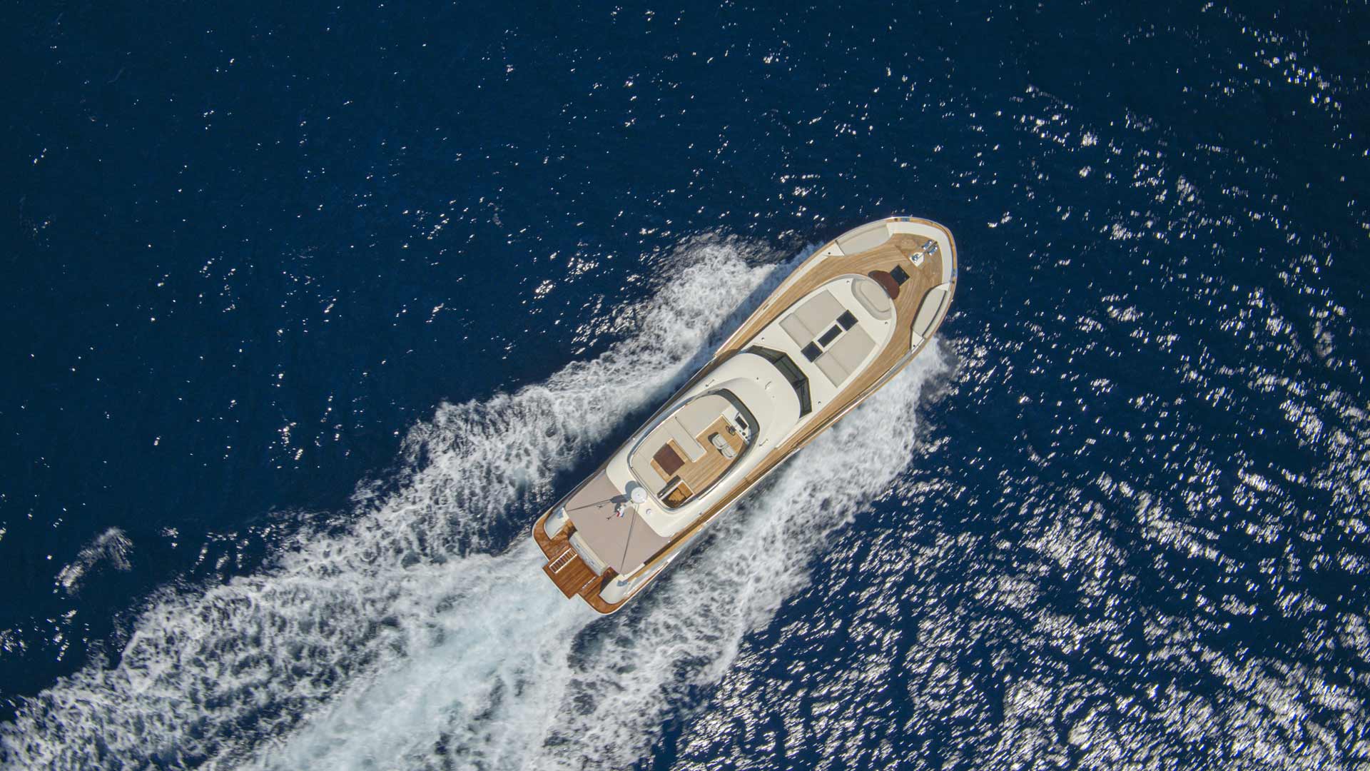 Monachus 70 Fly — photo 31