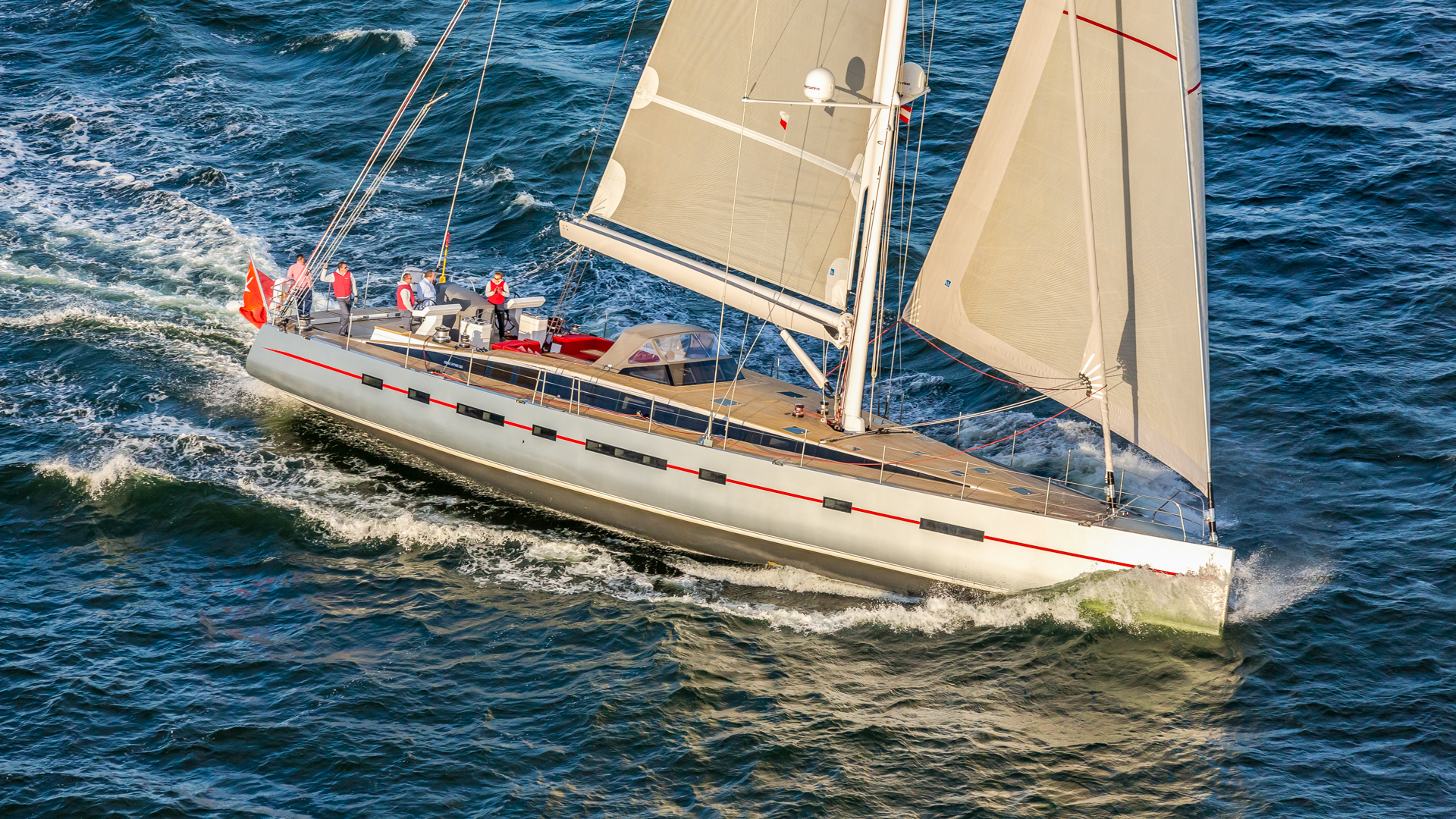 Sail boat — photo 2